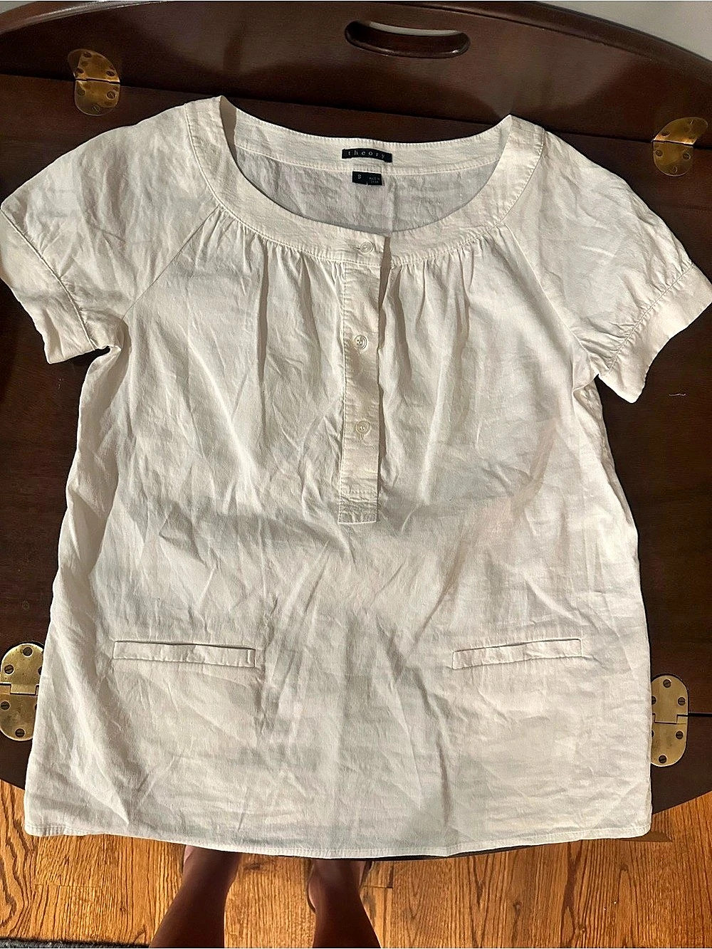 Theory Short Sleeve Blouse in White Size Small